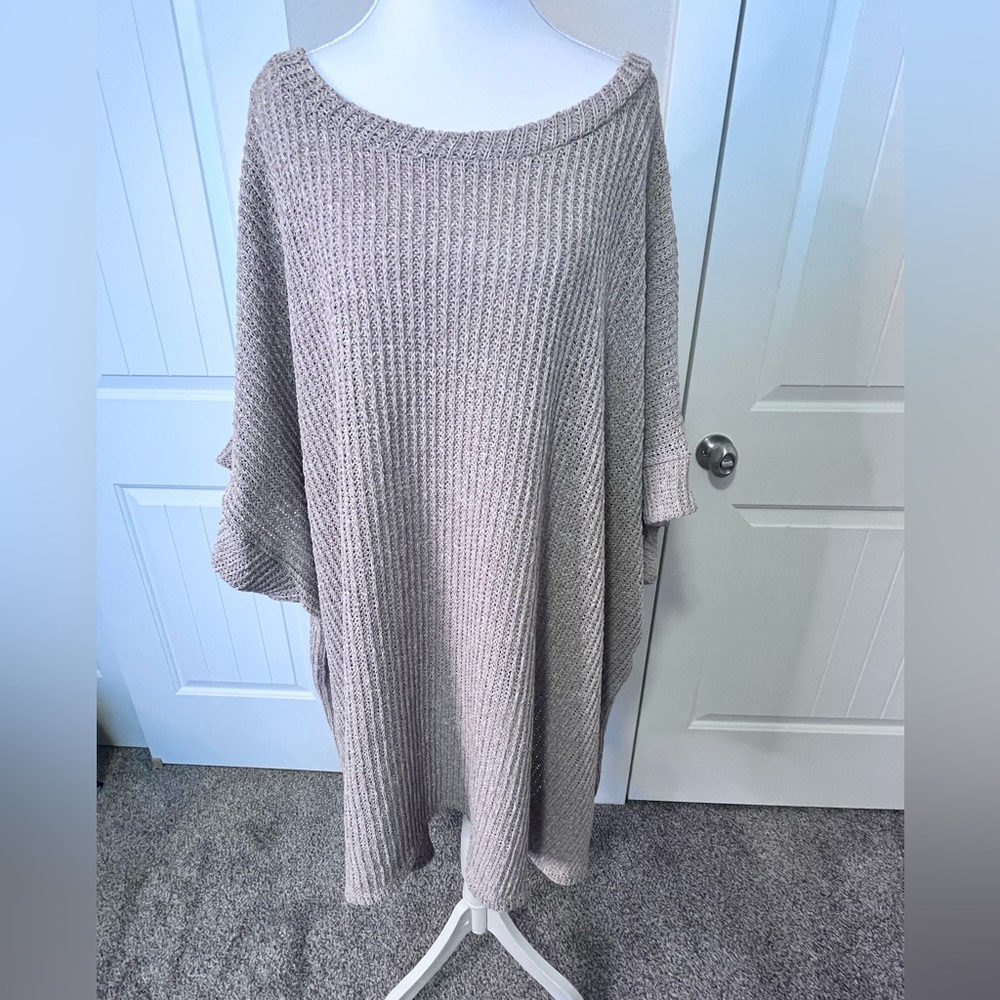 Fantastic Fawn Beautiful Beige Neutral Top will go with Everything Effortlessly